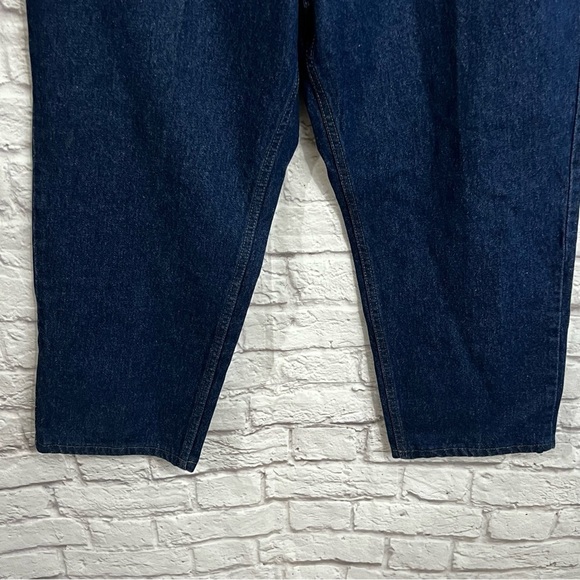 LL Bean mens classic fit jeans 42x30 - Picture 4 of 8